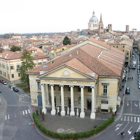 Hotel Italia City Center Mantova Exterior foto